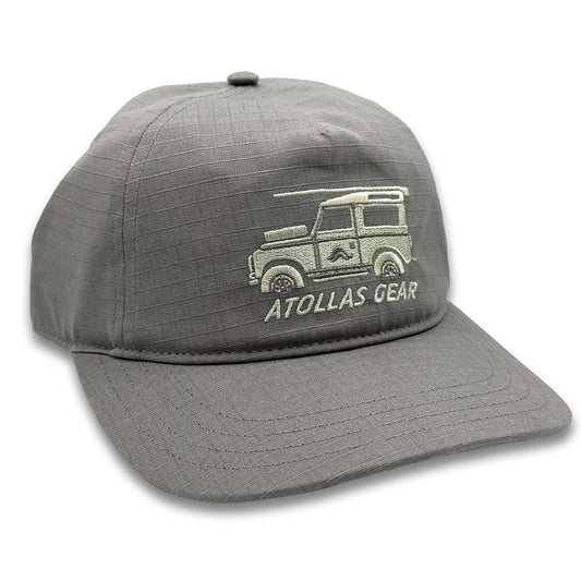 Gray cap with a Landrover Defender 90 and 'Atollas Gear' text on a white background
